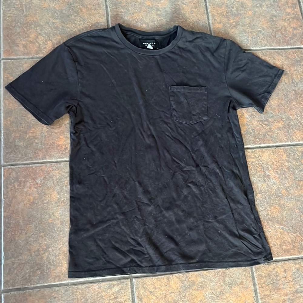 All Black Pacsun Basic Men’s Tee- Size Medium